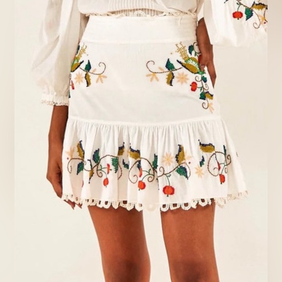 Farm Rio Pitanga Embroidered Mini Skirt Bohemian Floral Tropical Size Medium - Picture 2 of 10